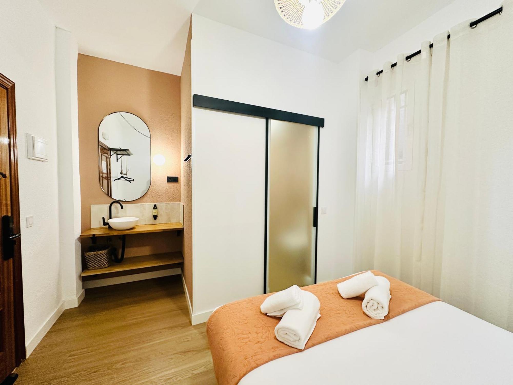 Autentic Boutique Moncloa 马德里 外观 照片