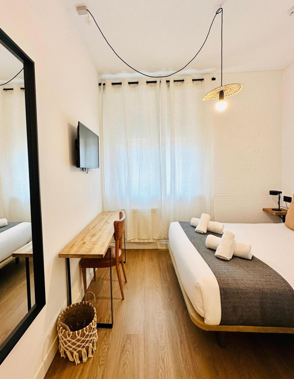 Autentic Boutique Moncloa 马德里 外观 照片