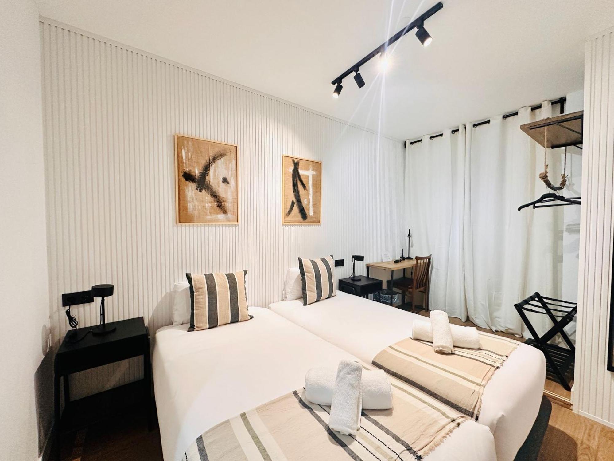 Autentic Boutique Moncloa 马德里 外观 照片